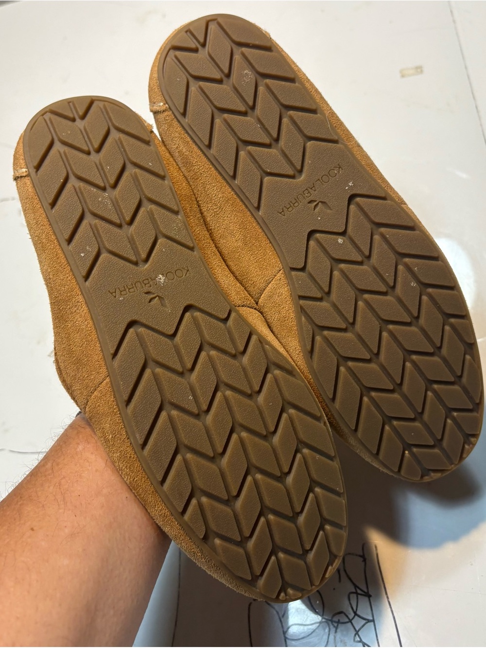 Koolaburra by UGG Lezly slippers featuring a chestnut suede upper and plush faux - Picture 4 of 11